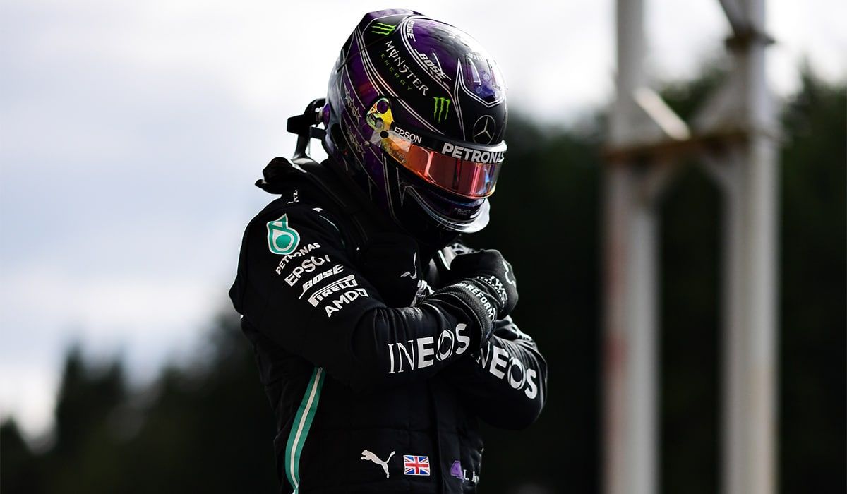 1200x700 Lewis Hamilton pays tribute to Chadwick Boseman after taking pole position