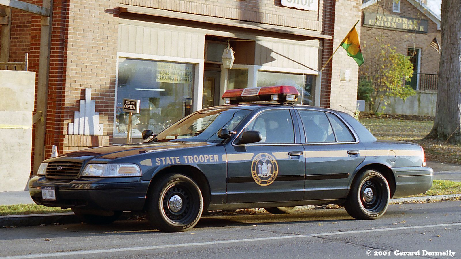 1600x900 New York State Police. Location : New York (NY) / Nov