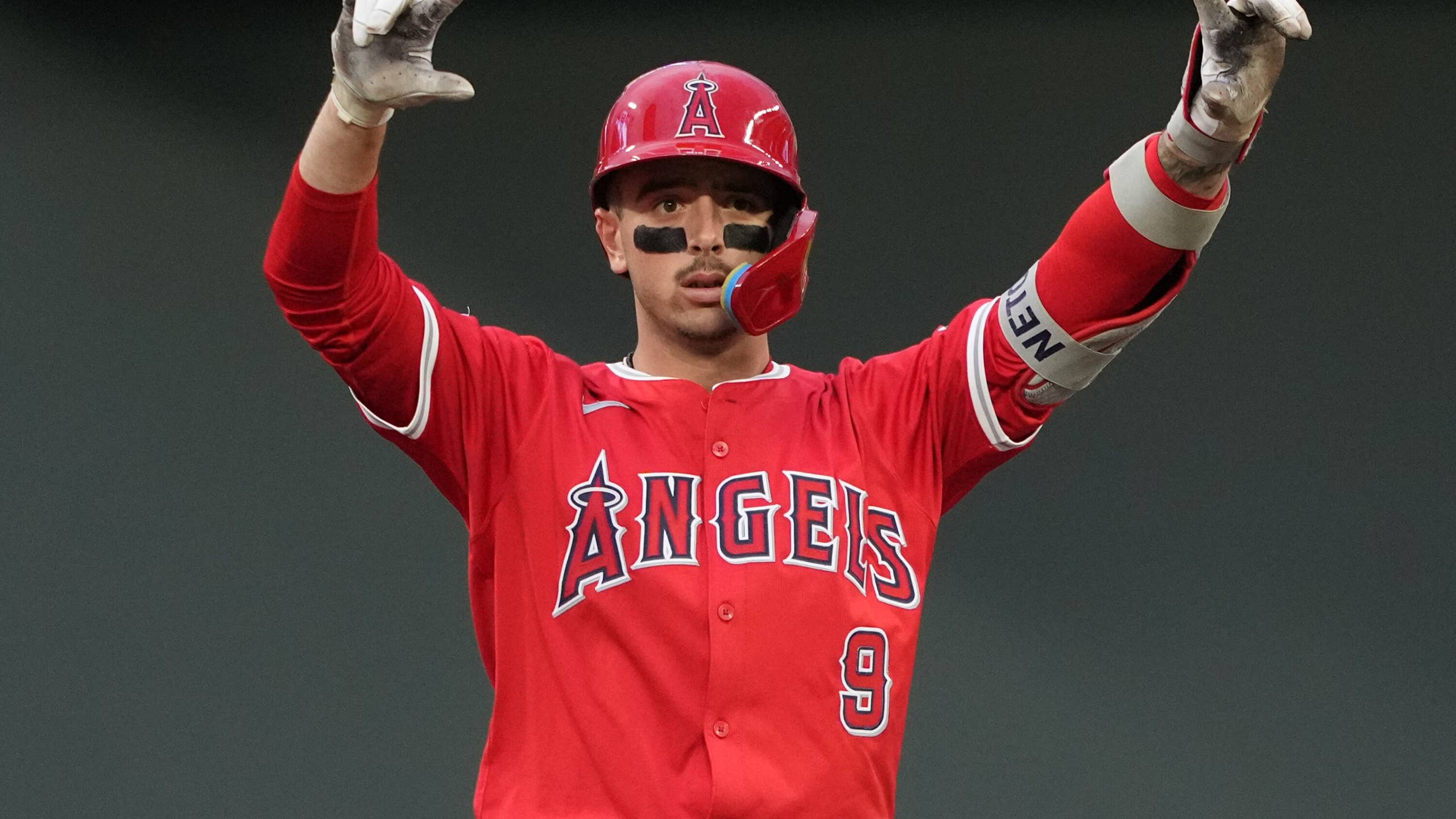 2560x1440 Angels' Kurt Suzuki Shares Zach Neto Injury Update After Leaving Spring Training Game