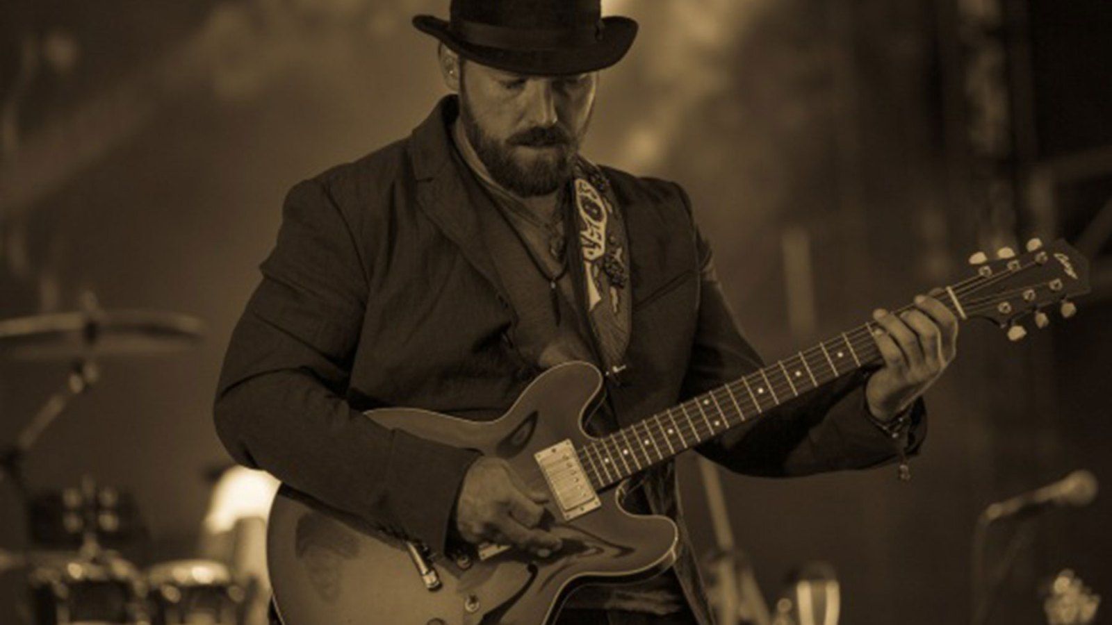 1600x900 Zac Brown Band Score at Fenway Park