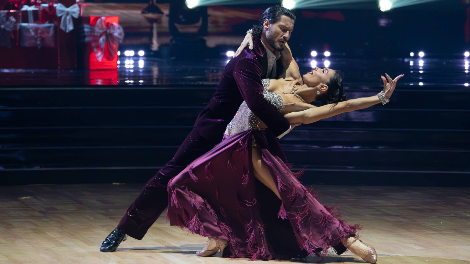 1920x1080 DWTS' Val Chmerkovskiy and Jenna Johnson Beam Over Son Rome's TV Debut: 'Grateful'