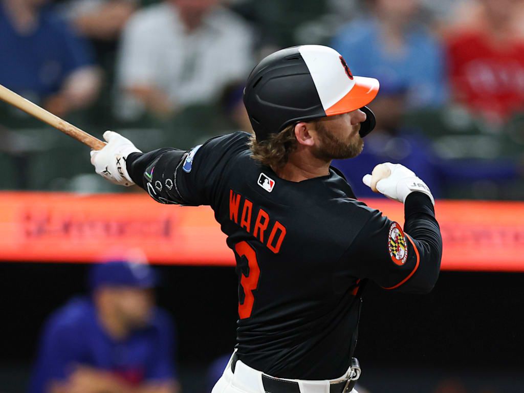 1024x768 Taylor Ward Stats and Highlights Player Stories