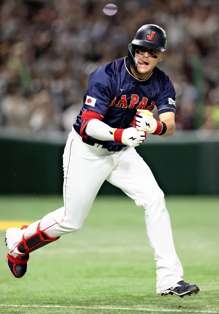 838x1200 Major Leaguer Lars Nootbaar Galvanizes Samurai Japan Japan News