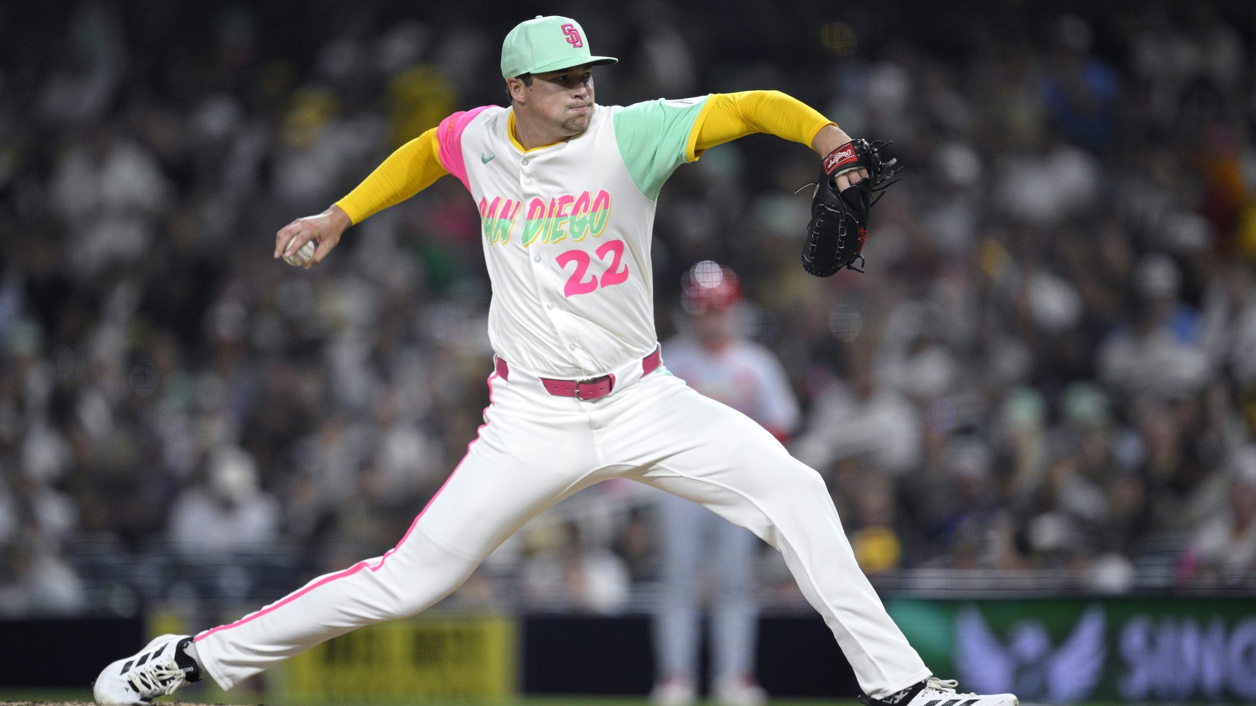 2560x1440 Mason Miller: New Padres pitcher clocks in 103 mph pitch