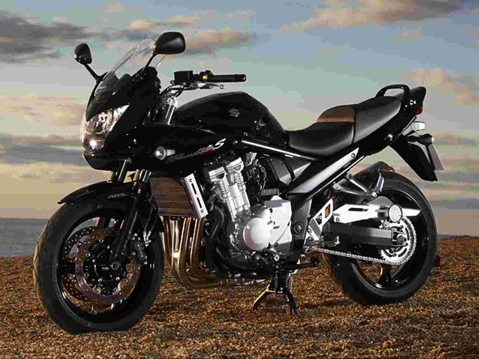 1600x1200 Suzuki Bandit 1250SA Road Master For 2014