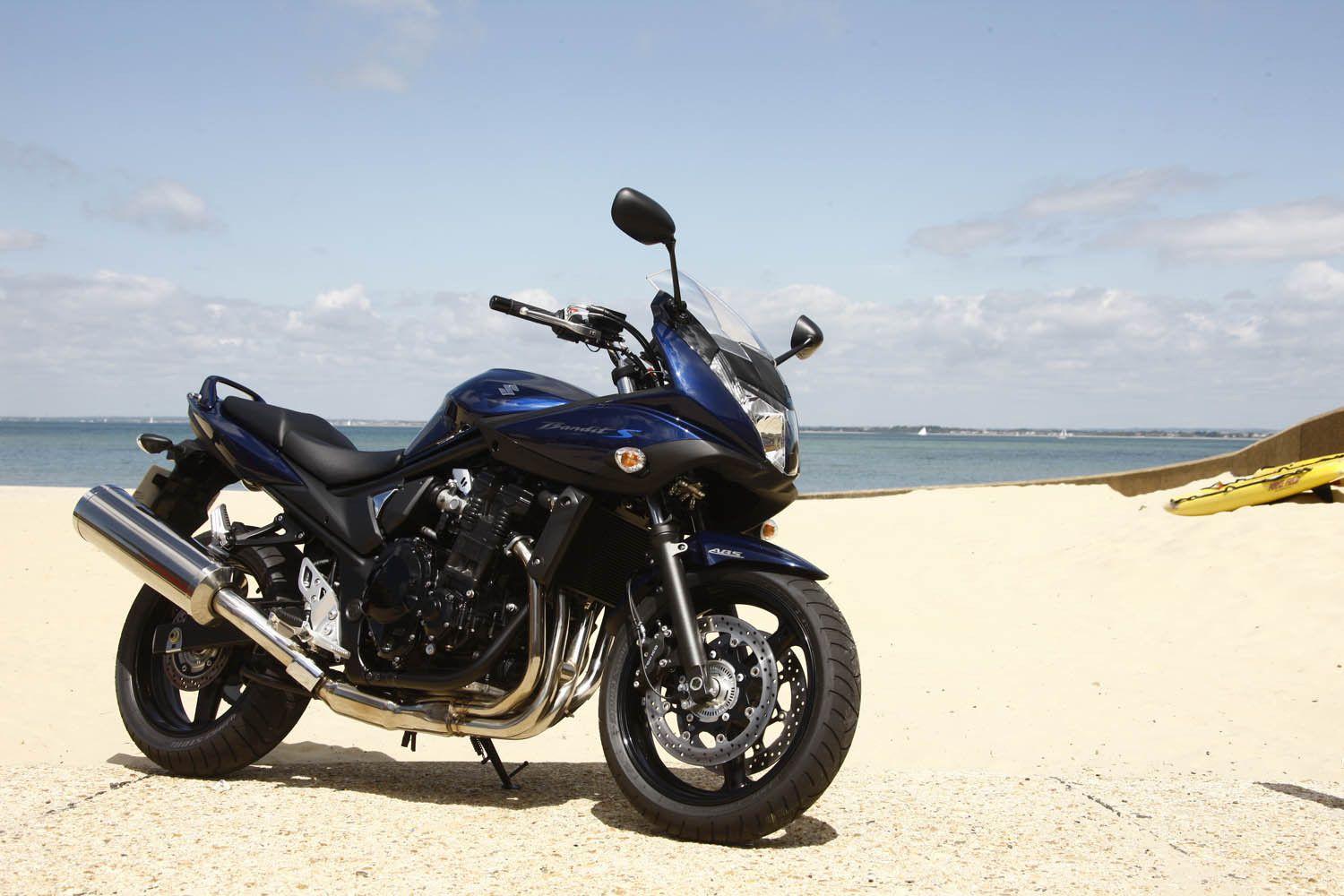 1500x1000 SUZUKI BANDIT 650