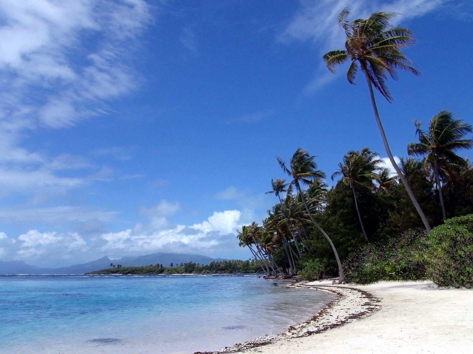 1600x1200 Tropical Island Windows 7 Scenery Desktop Wallpaper. Scenery wallpaper. Windows 10 Wallpaper