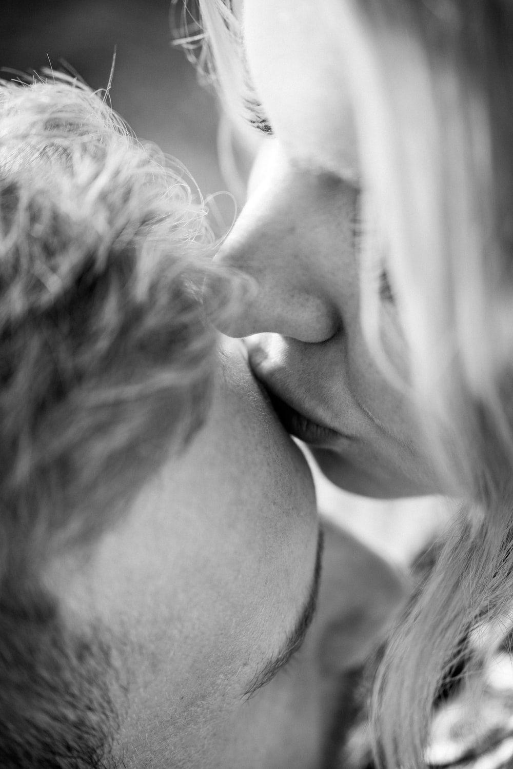 1000x1500 Forehead Kiss Picture. Download Free Image