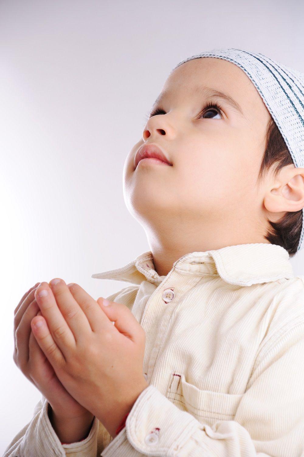 1000x1505 Simply Hajj and Umrah is the most trusted brand in the UK for hajj and umrah. We offer the best deals on f. Muslim kids photography, Muslim kids, Children praying