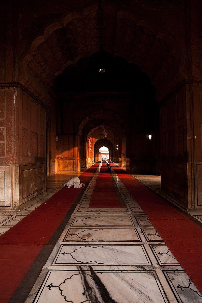 800x1200 Jama Masjid Main Mosque Prayer Hall Muslim Men Praying, India Travel Photo. Mecca islam, Mosque architecture, Masjid