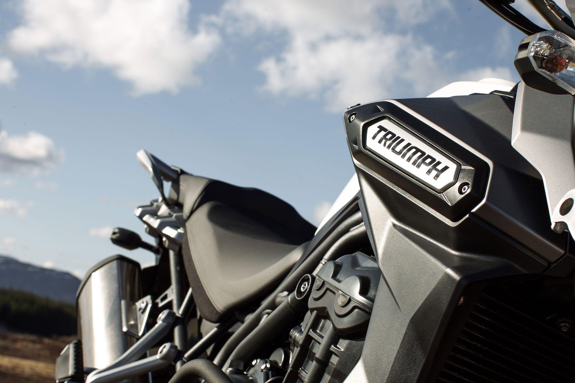 2014x1343 Triumph Tiger Explorer Review