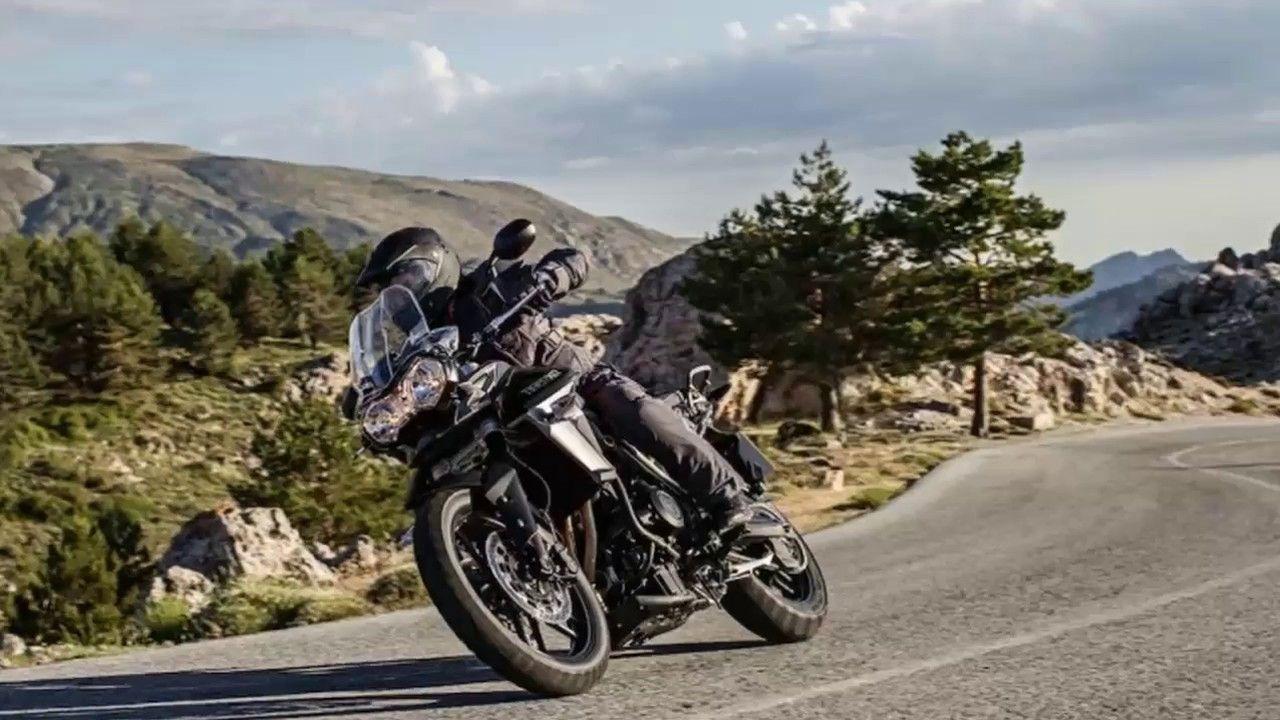 1280x720 Triumph tiger 800 xr specs