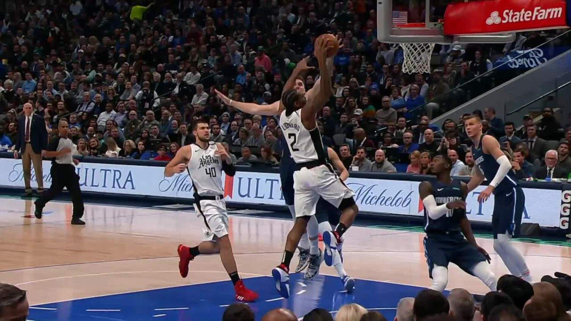 kawhi dunk