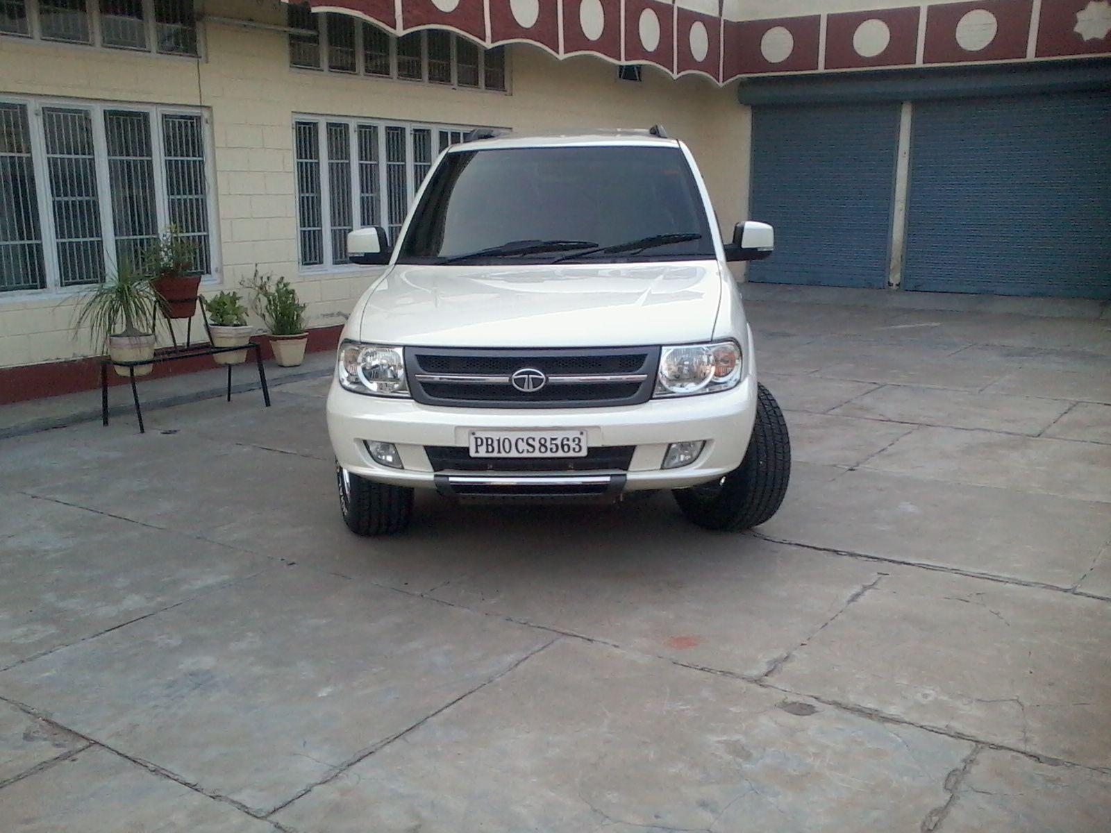 1600x1200 Tata Safari 2008 Wallpaper