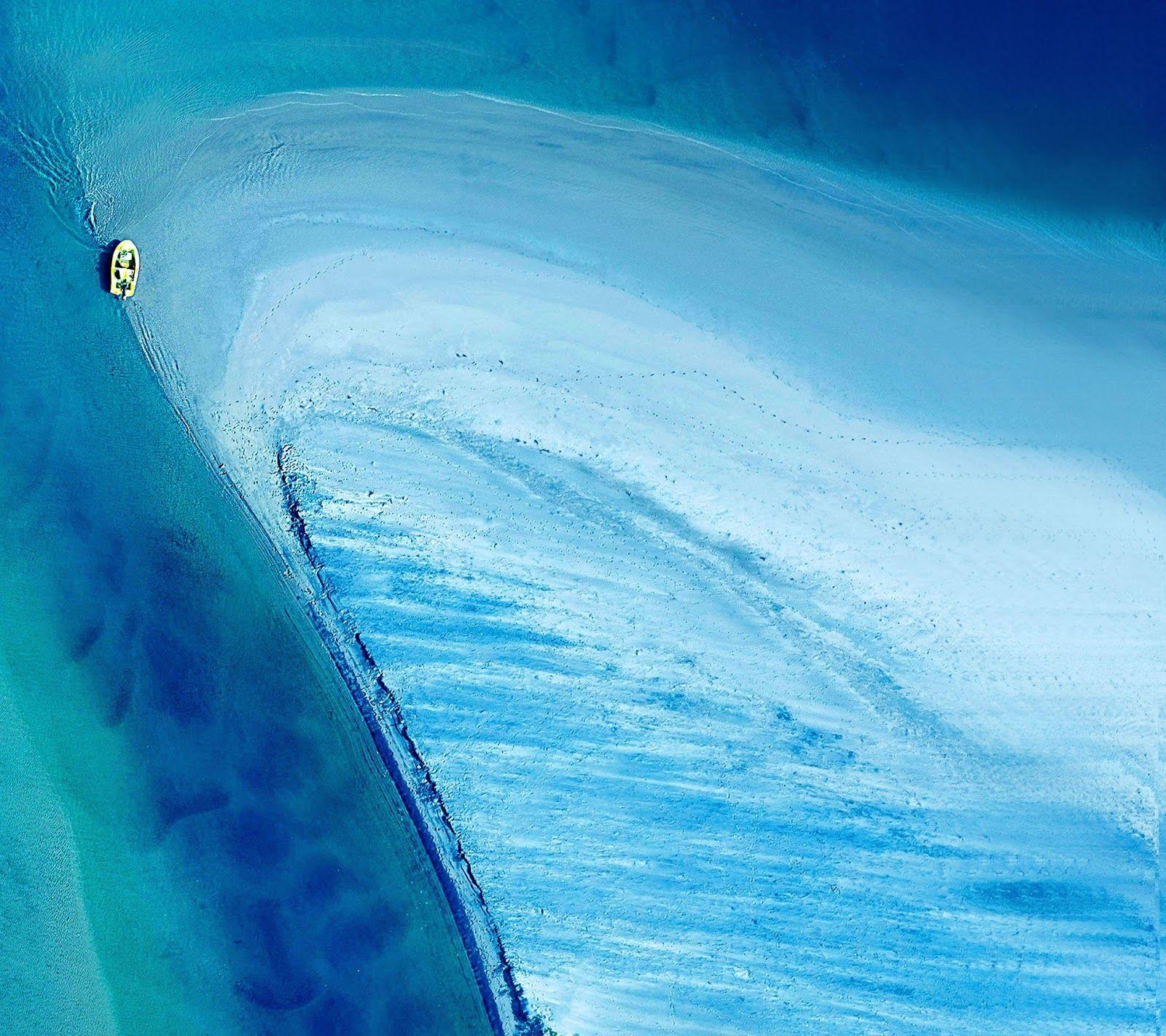 1600x1422 ANDROID 7.0 NOUGAT Stock Wallpaper