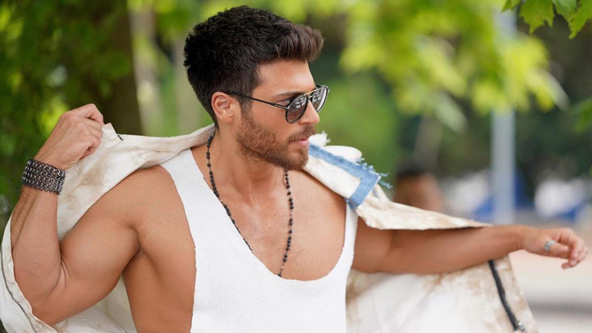 1920x1080 Can Yaman Picked These Shots From Mr. Wrong to Share With His 6.6 Million Instagram Followers