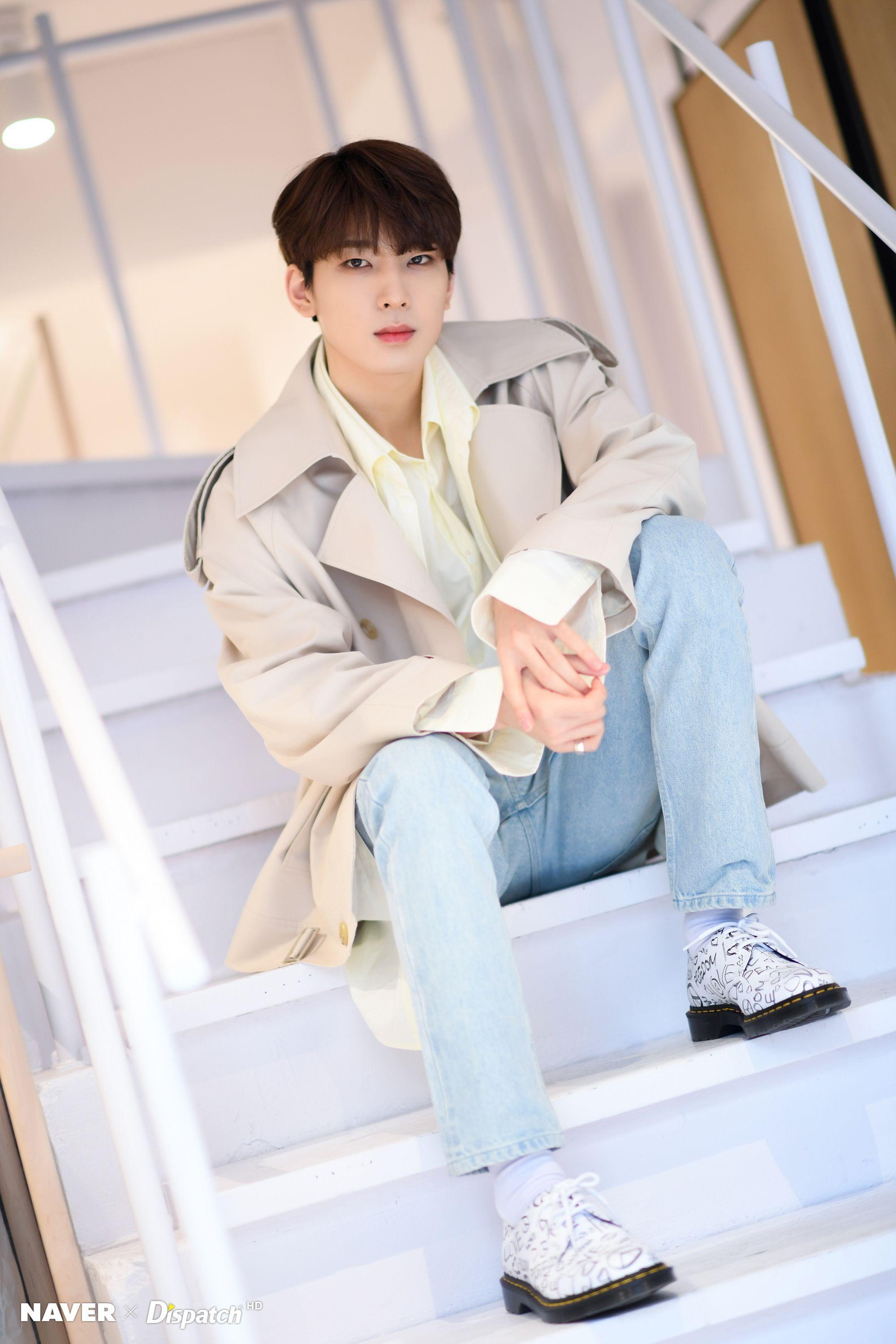 2000x3000 SEVENTEEN's Wonwoo 'Low Tone Show' special filming. Naver