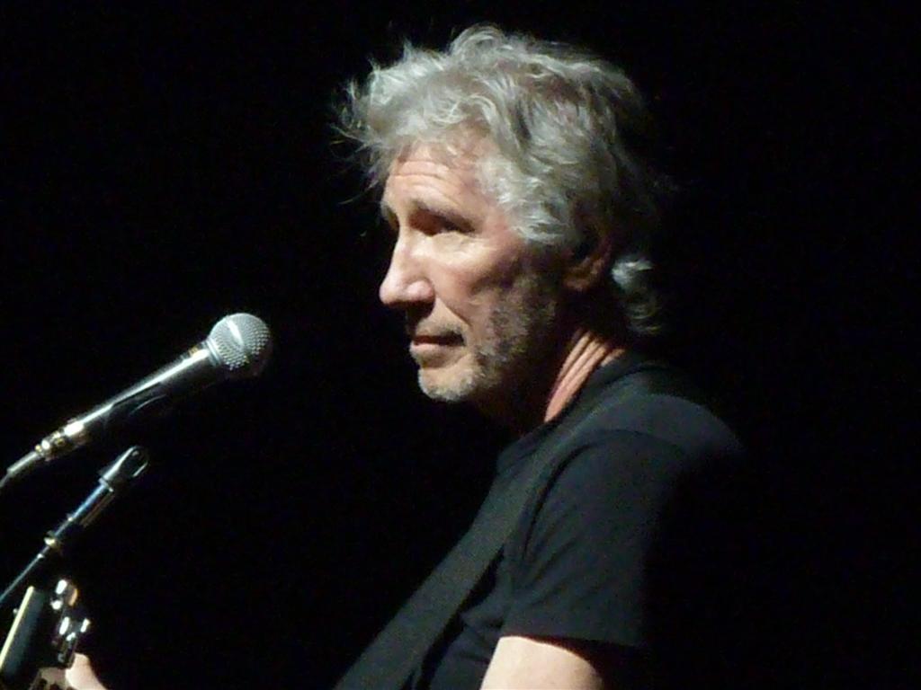 1024x768 Roger Waters wallpaperx768