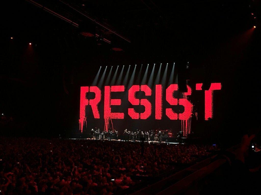 Resist and bite плакат. Resist игра vr. Resist окулус. Roger waters обои. Within temptation resist обложка.