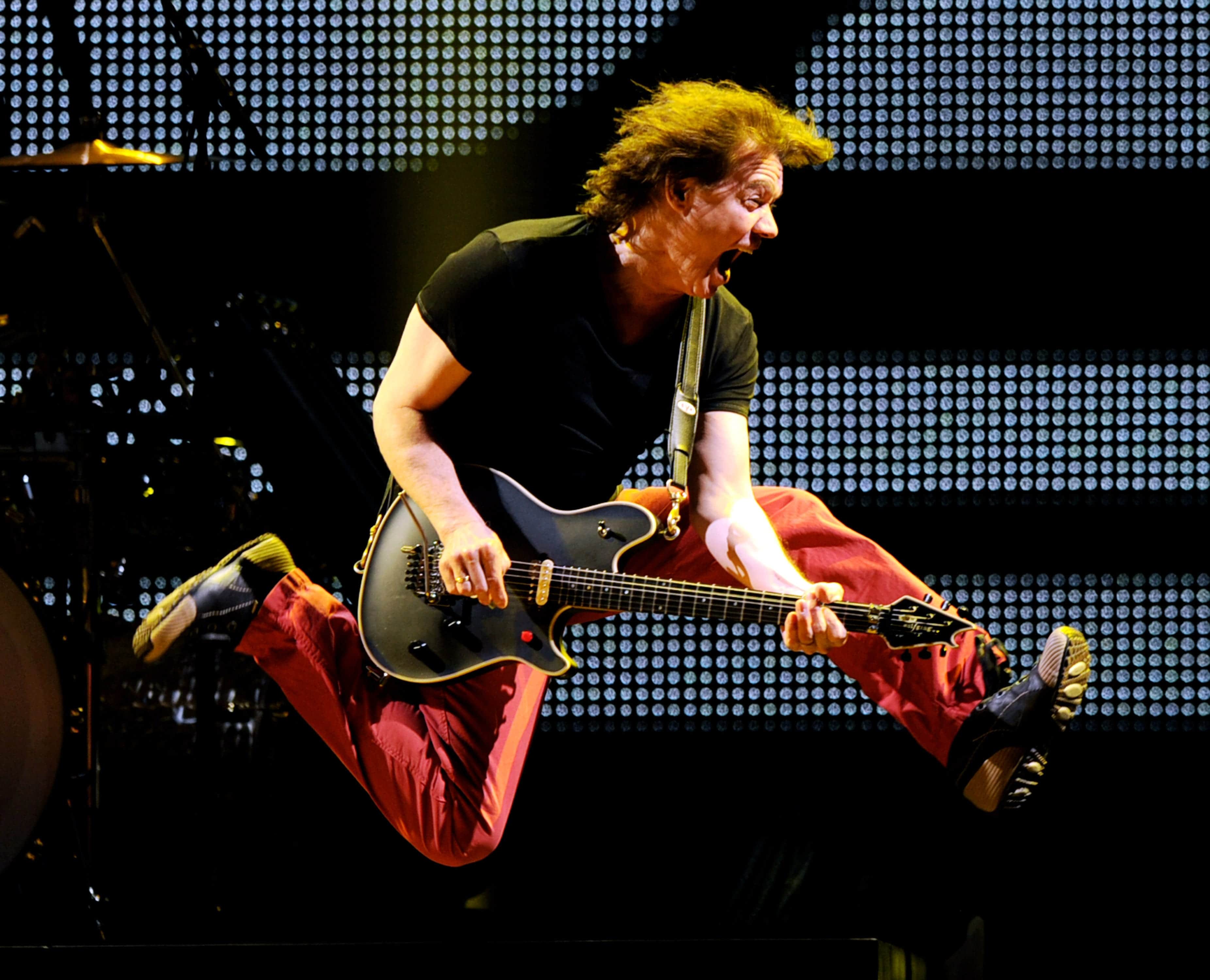 3703x3000 Eddie Van Halen Photo 2020 Free HD Wallpaper