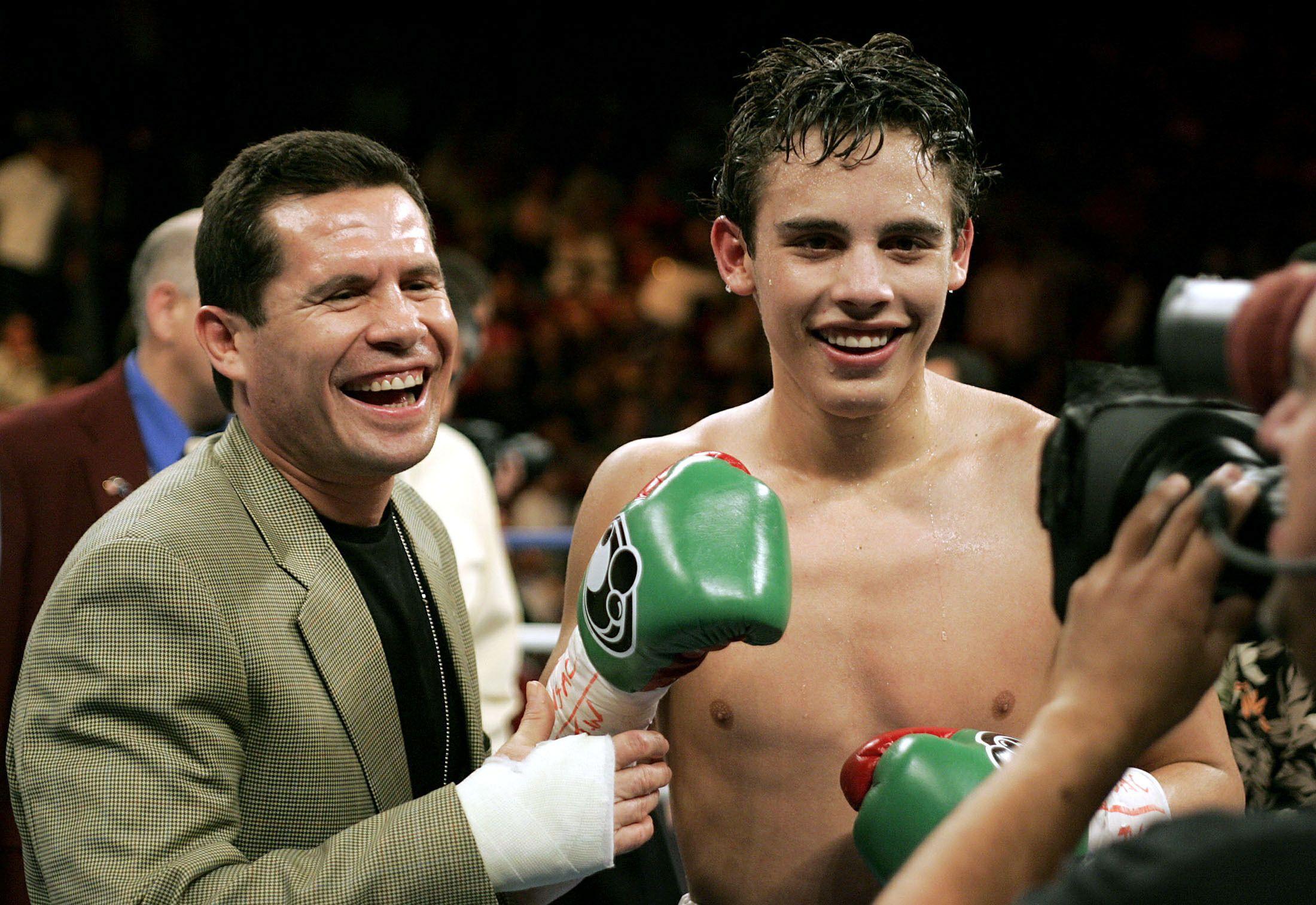 2200x1514 World boxing champion Julio Cesar Chavez Sr wallpaper and image, picture, photo