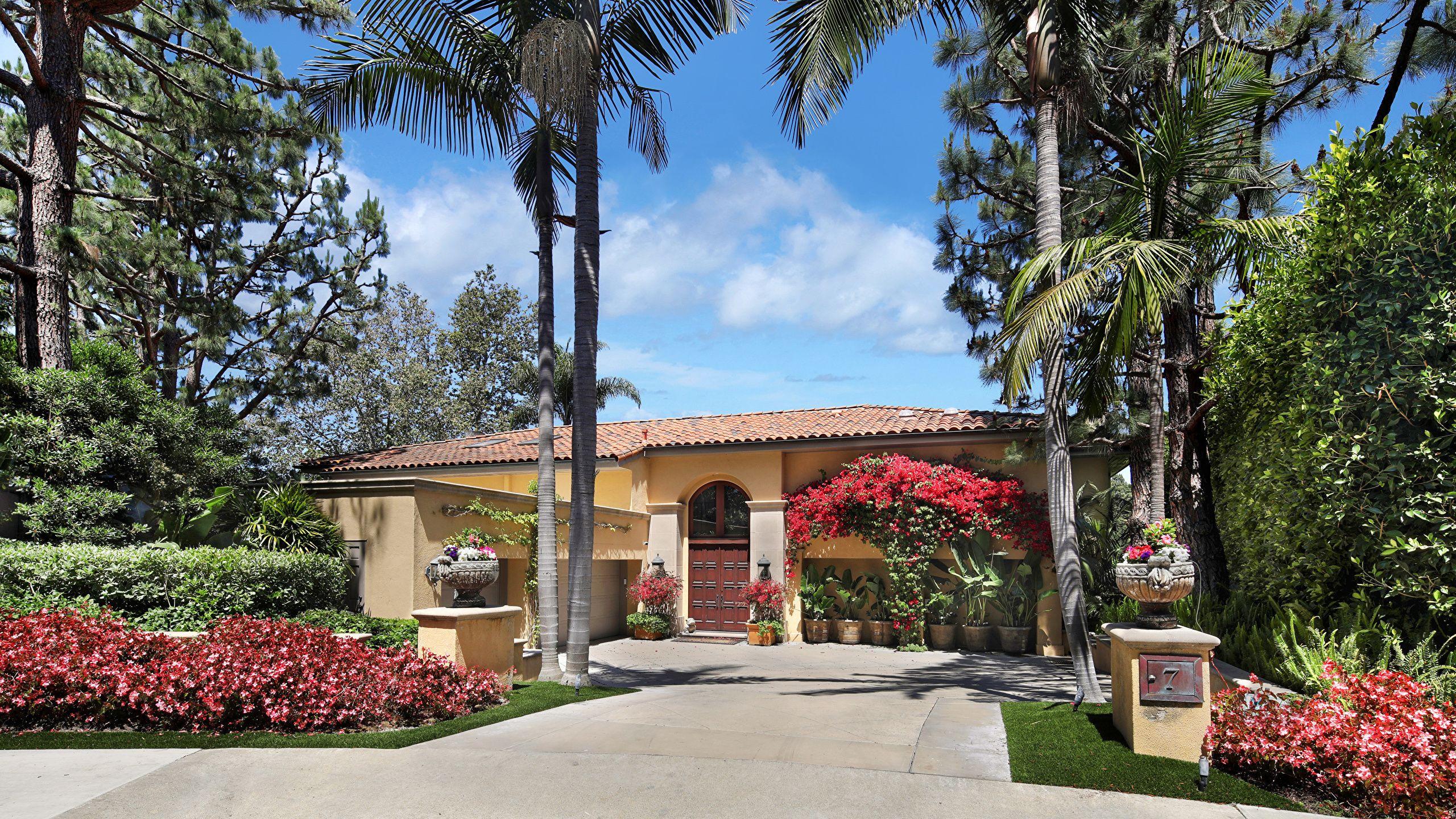 2560x1440 Desktop Wallpaper USA Newport Beach Palms Mansion Cities 2560x1440