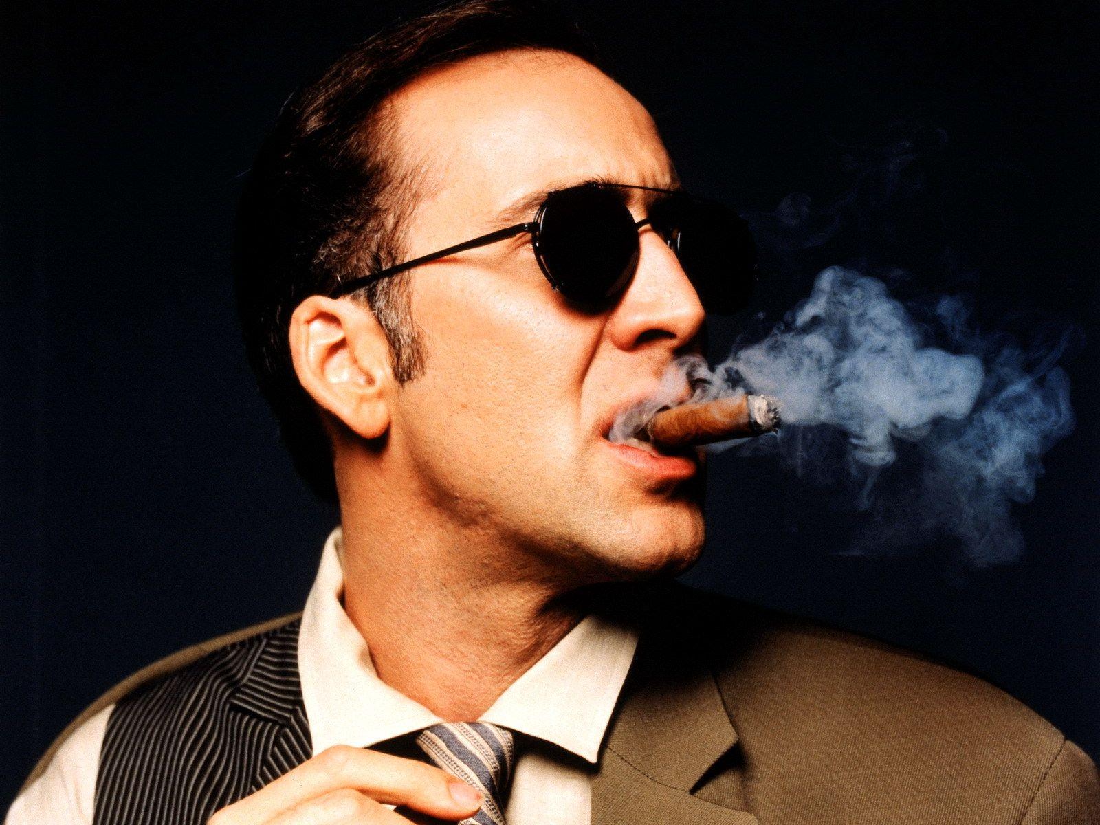 1600x1200 Nicolas Cage is smoking cigar wallpaper and image, picture, photo