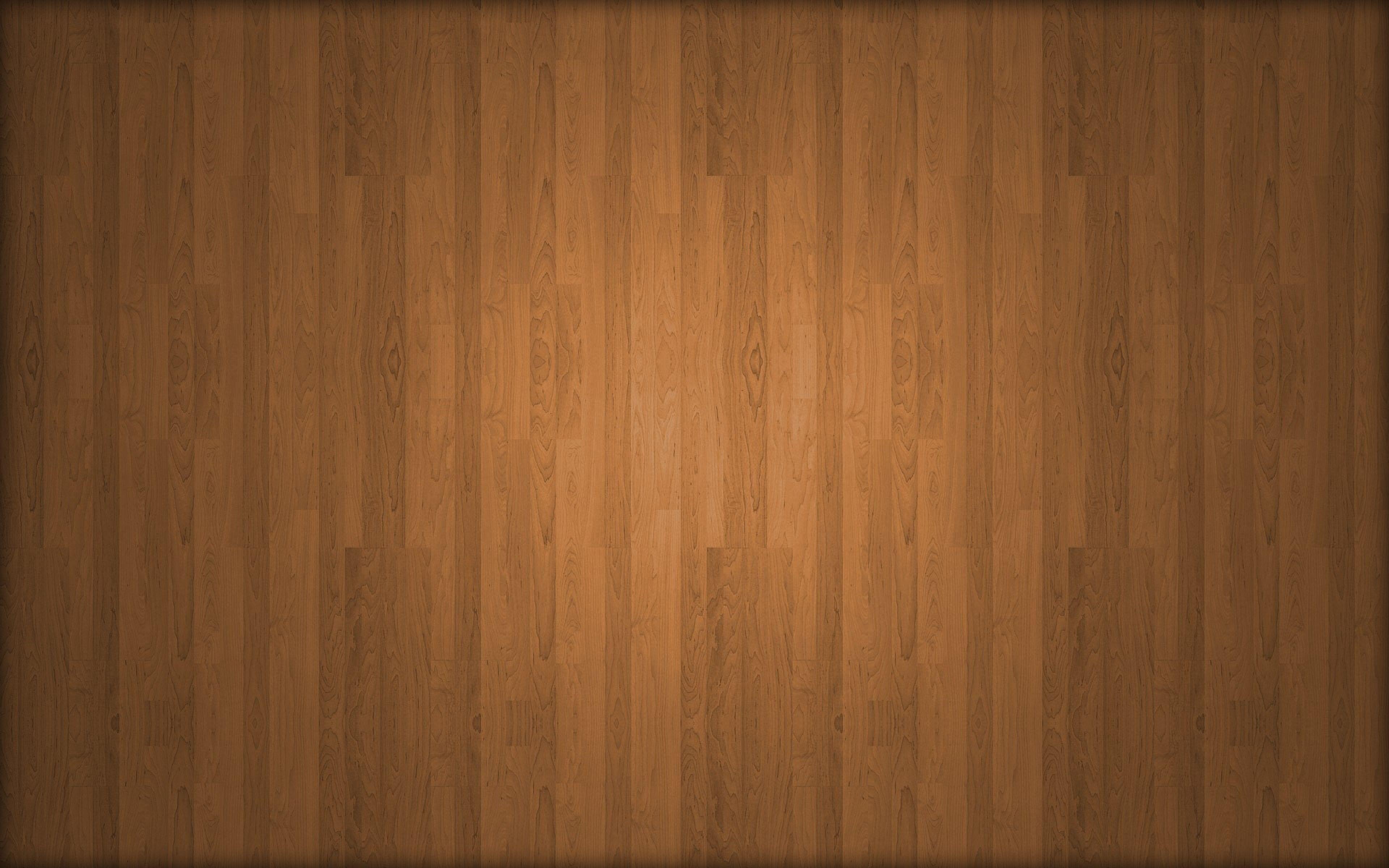 3840x2400 Wooden Desktop Wallpaper