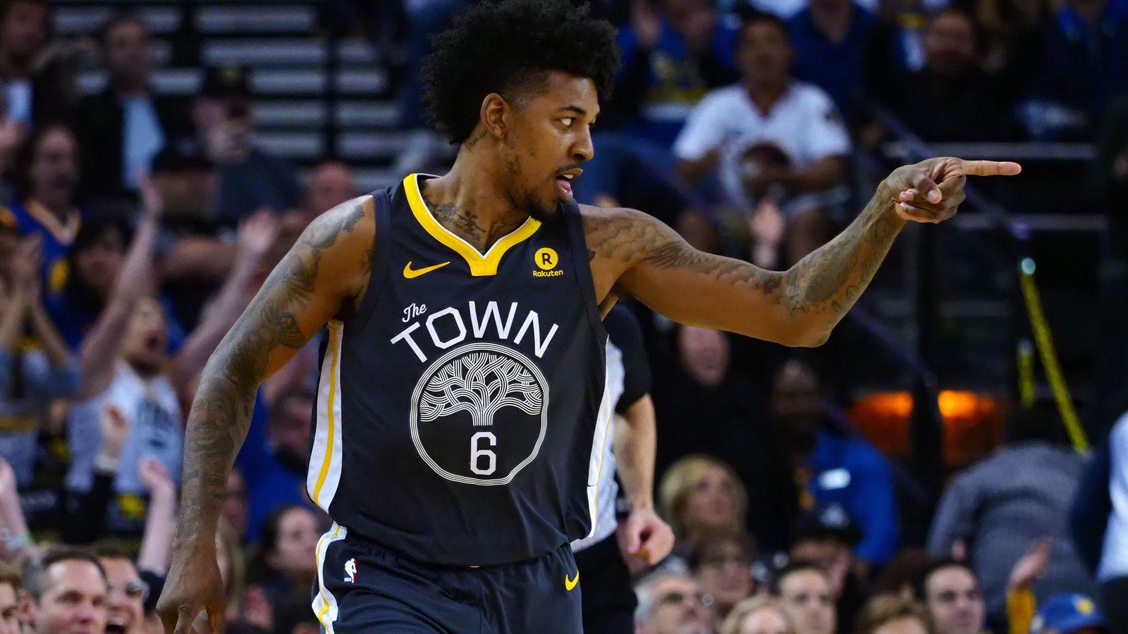 1600x900 WATCH: Nick Young arrives in silk robe, boxers for Warriors' playoff opener