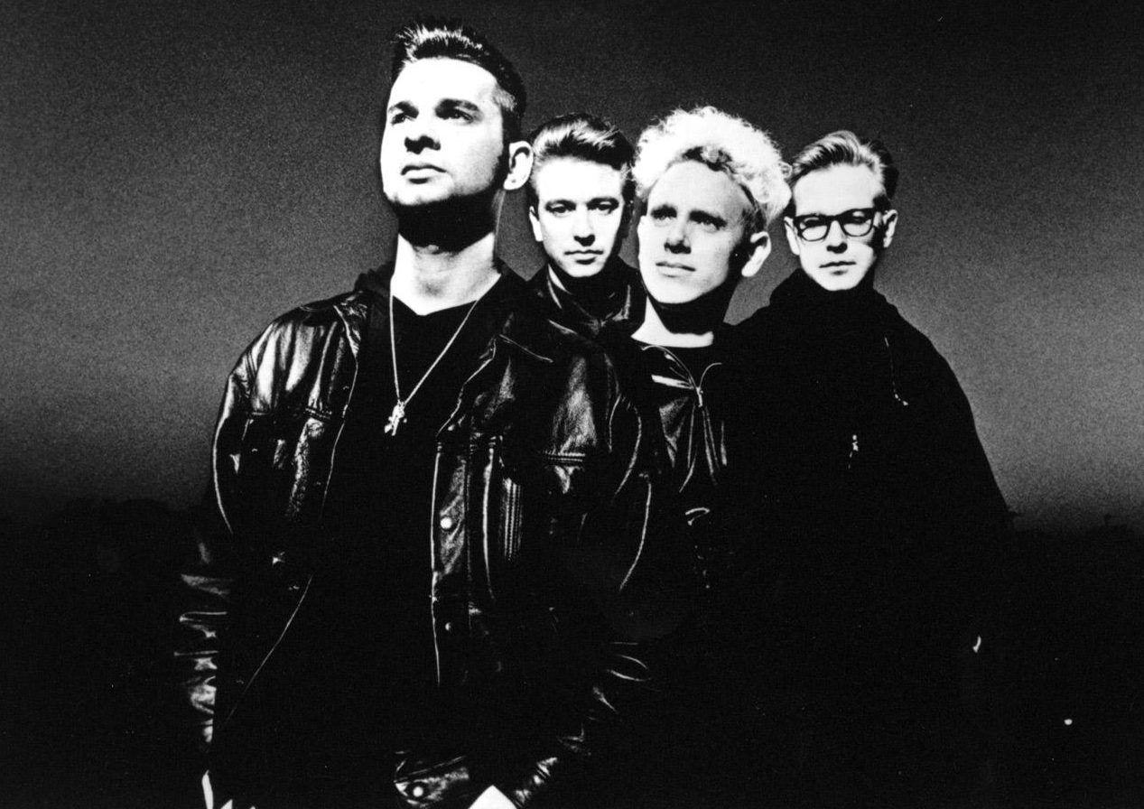 Депеш мод 90 года. Depeche Mode 1981. Депеш мод фото 1990. Стрейнджлав депеш. Депеш мод Strangelove.