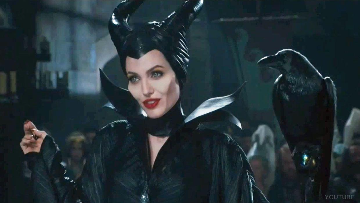 1240x701 PHOTOS VIDEO Angelina Jolie as Maleficent in first official trailer