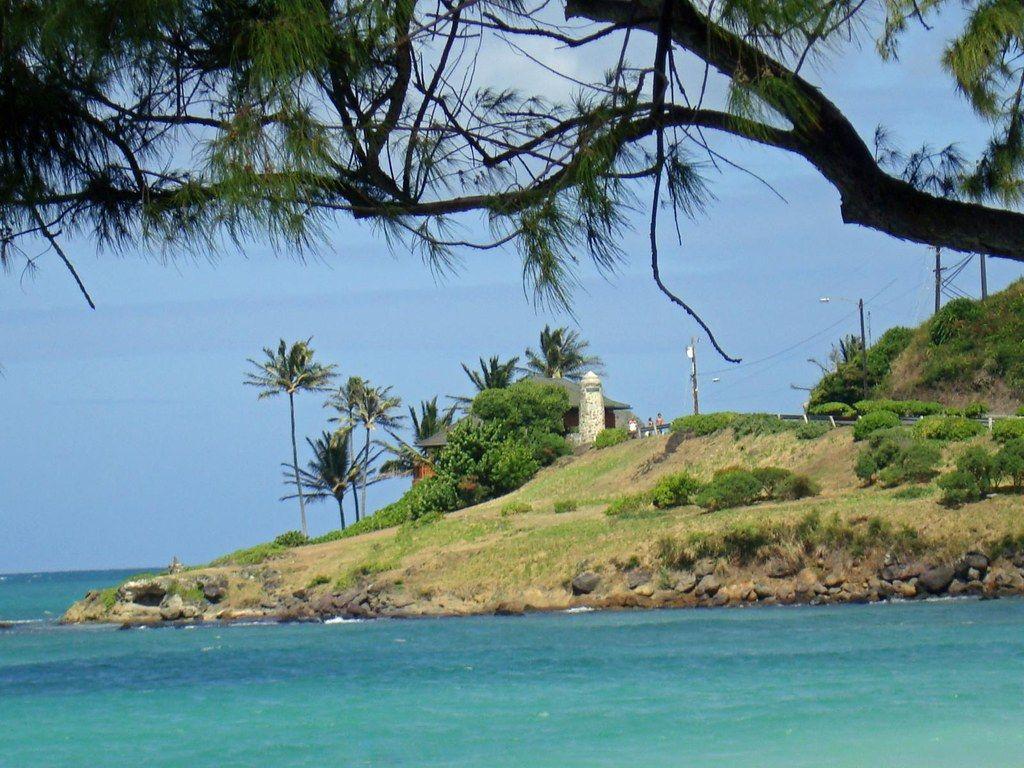 1024x768 Lanikai Beach Marker as Viewed from Kailua Beach Park