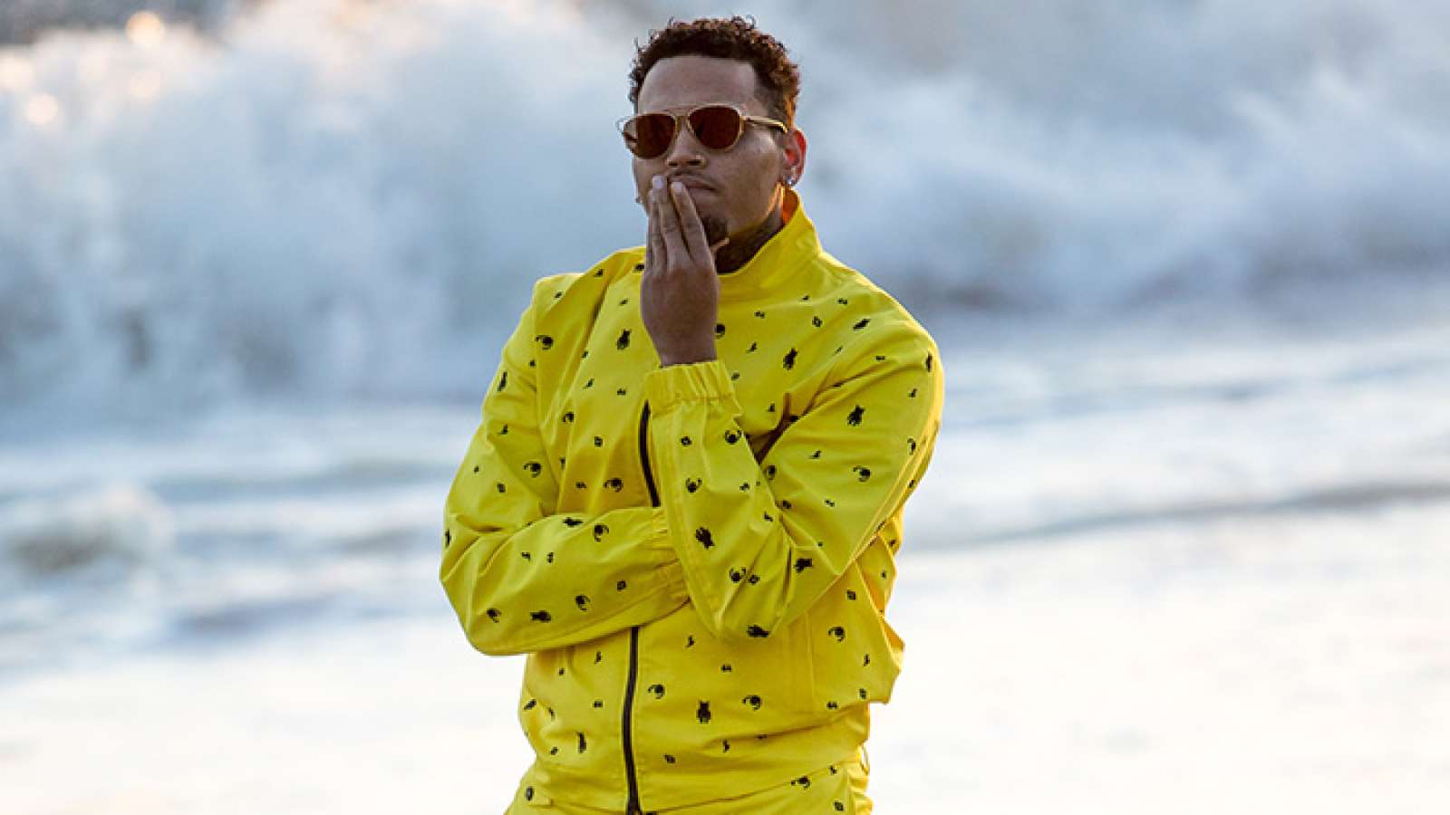 1600x900 Chris Brown: Singer addresses drug addiction reports