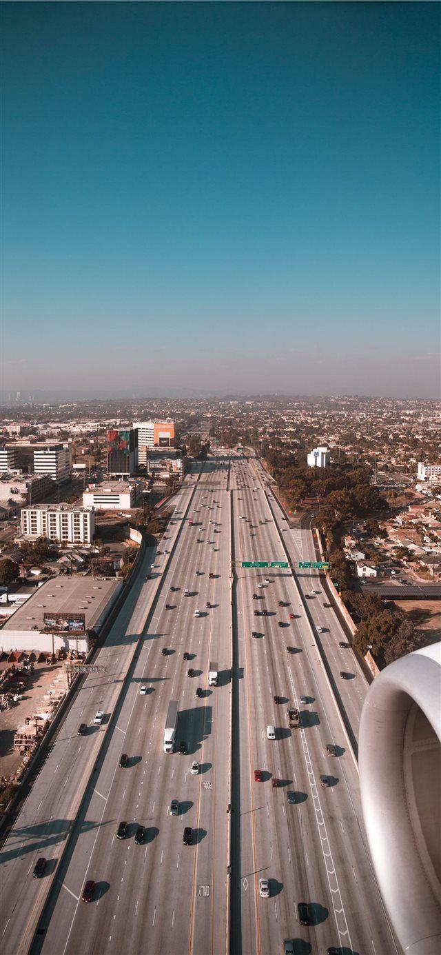 640x1385 Vintage Los Angeles Wallpaper