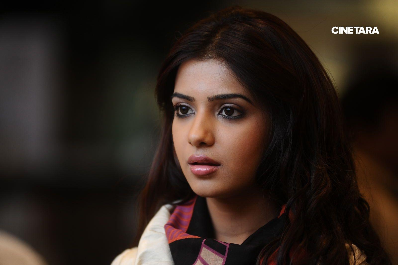 1600x1065 Samantha Ruth Prabhu Wallpaper HD Background Free Download