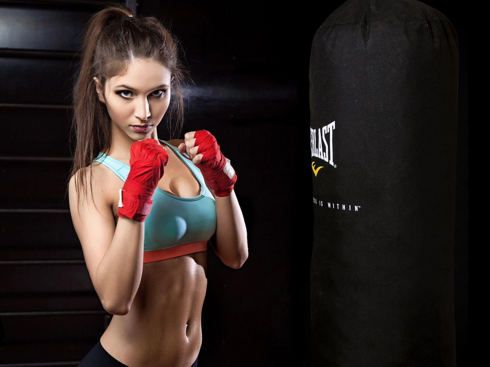 1600x1200 Boxer Girl 1600x1200 Resolution HD 4k Wallpaper, Image, Background, Photo and Picture