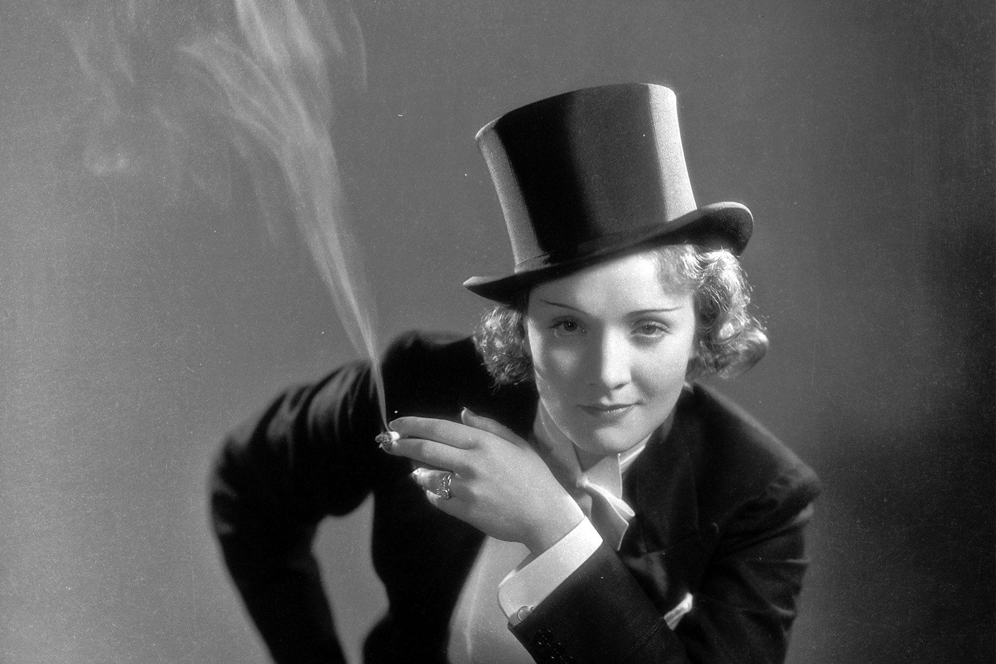 2000x1333 Marlene Dietrich HD