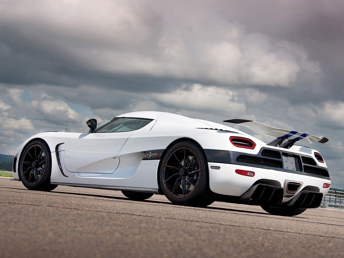 1440x1080 KOENIGSEGG Agera R specs - 2014
