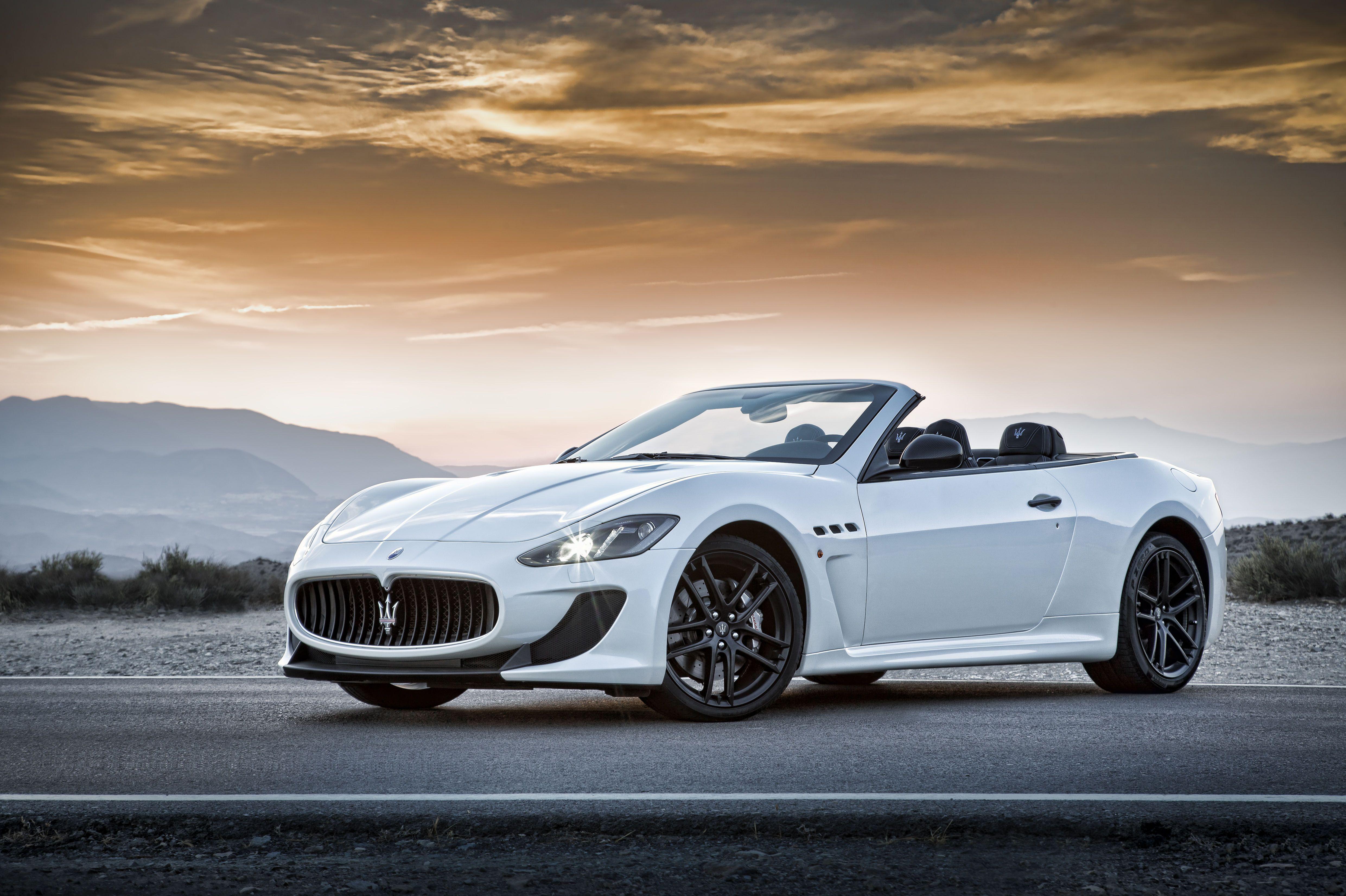 4961x3303 Maserati GranCabrio MC 4K UHD Wallpaper