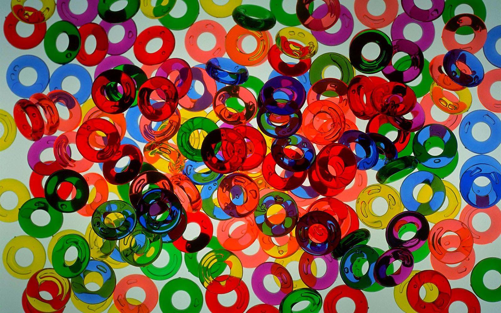 1600x1000 art picture: Colourful Glass Art Wallpaper