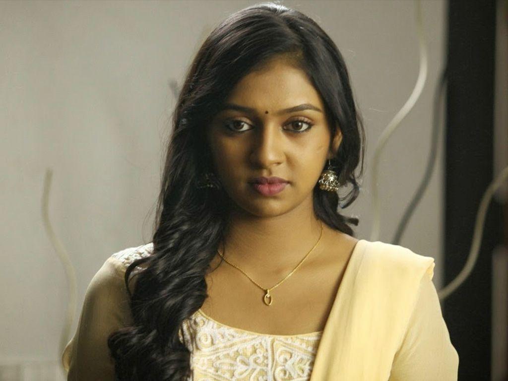 1024x768 Lakshmi Menon HQ Wallpaper. Lakshmi Menon Wallpaper