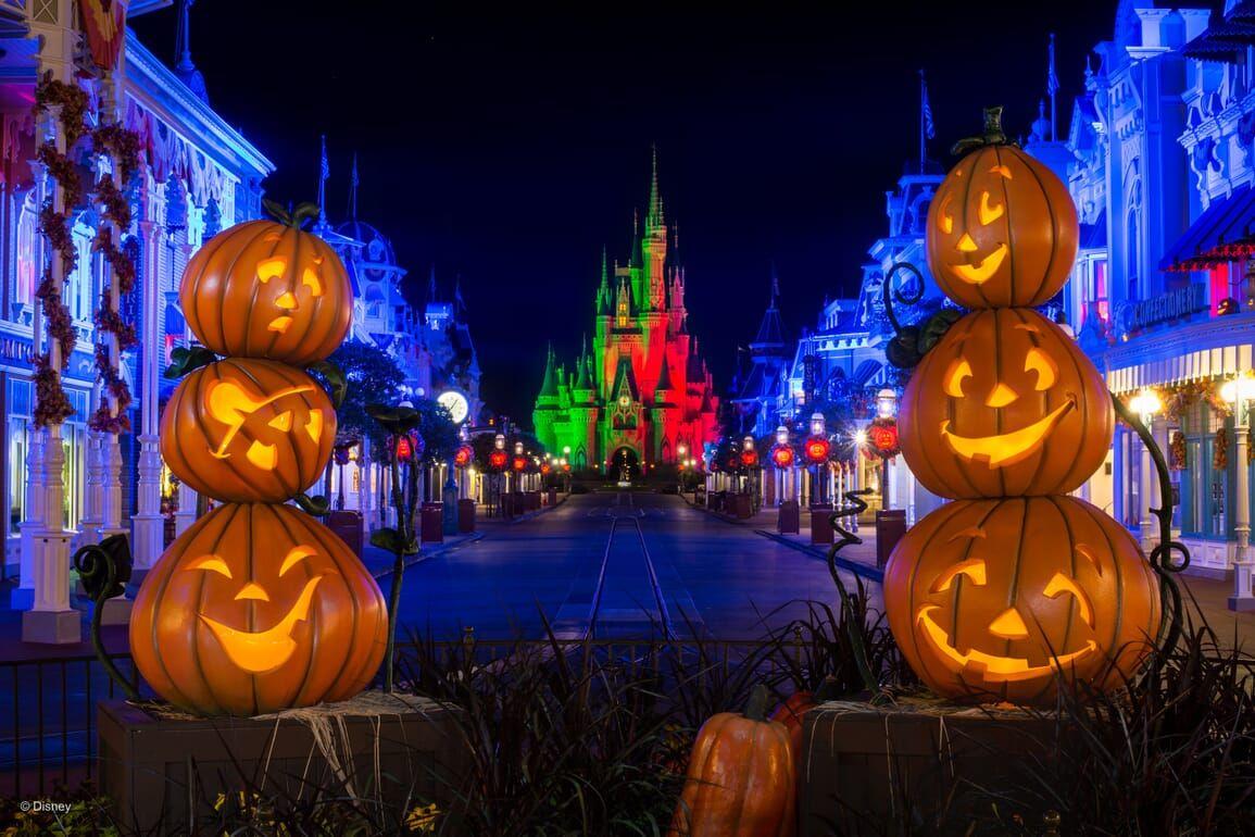1155x770 PHOTOS: New Halloween PhotoPass Wallpaper Now Available from Walt Disney World and Disneyland Resort News Today