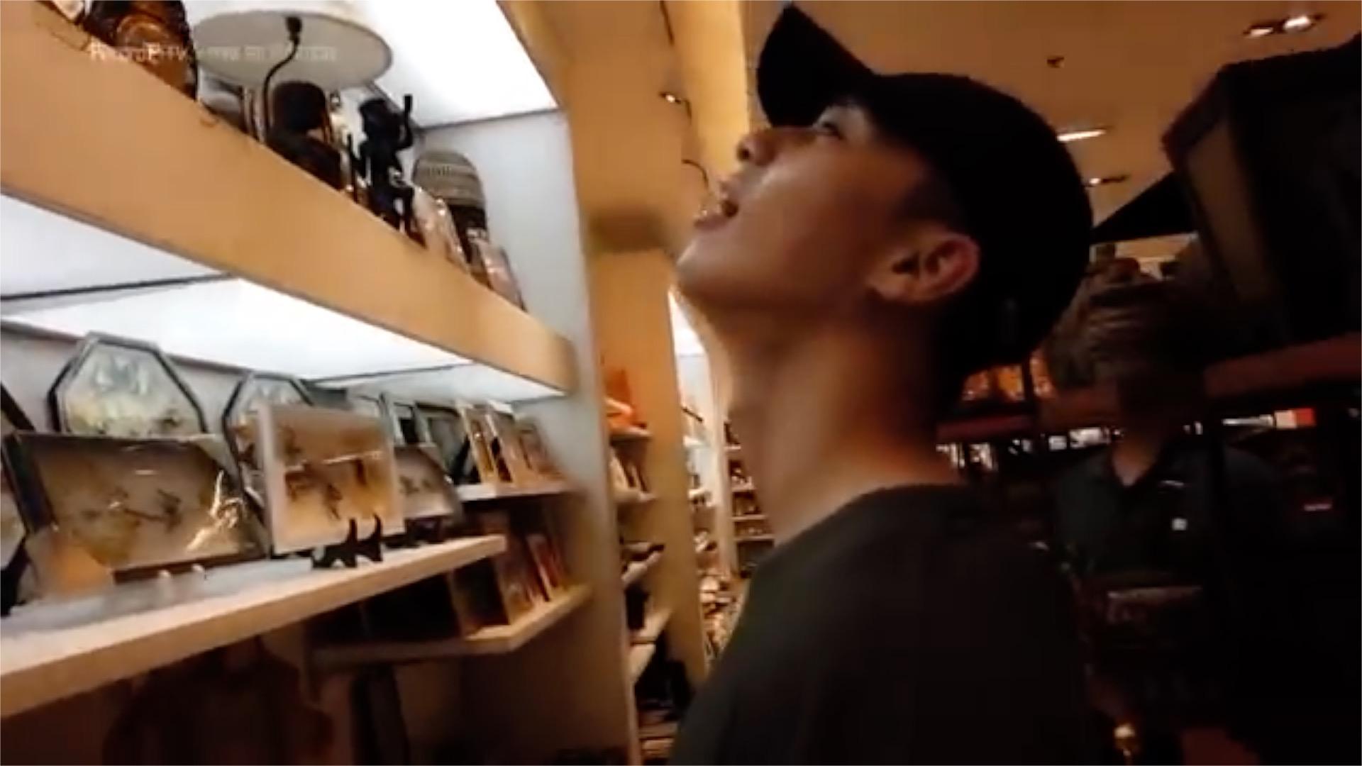 1920x1080 Park Seo Joon Wandered Makati to the World