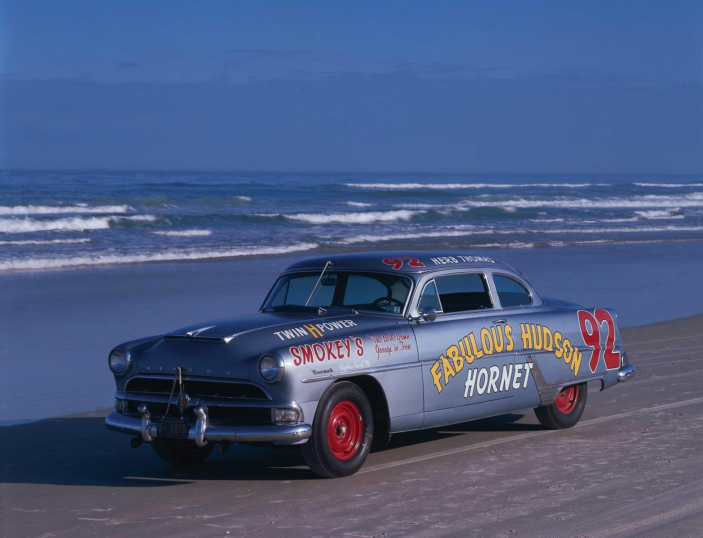 2376x1819 Hudson Hornet HD desktop wallpaper : Widescreen : High Definition