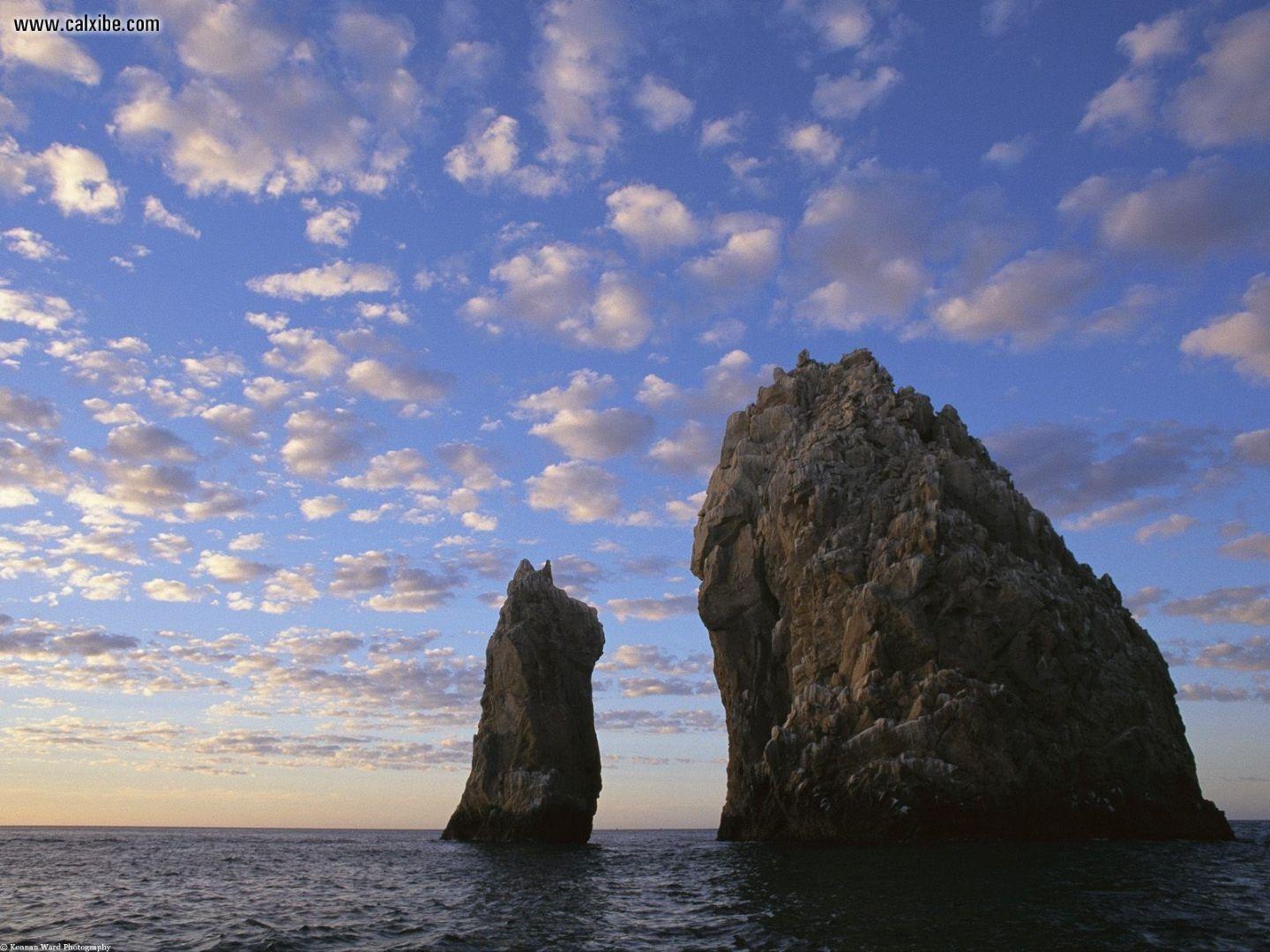 1440x1080 Nature: Rock Spires Off The Coast Of Cabo San Lucas Mexico, picture nr. 17558