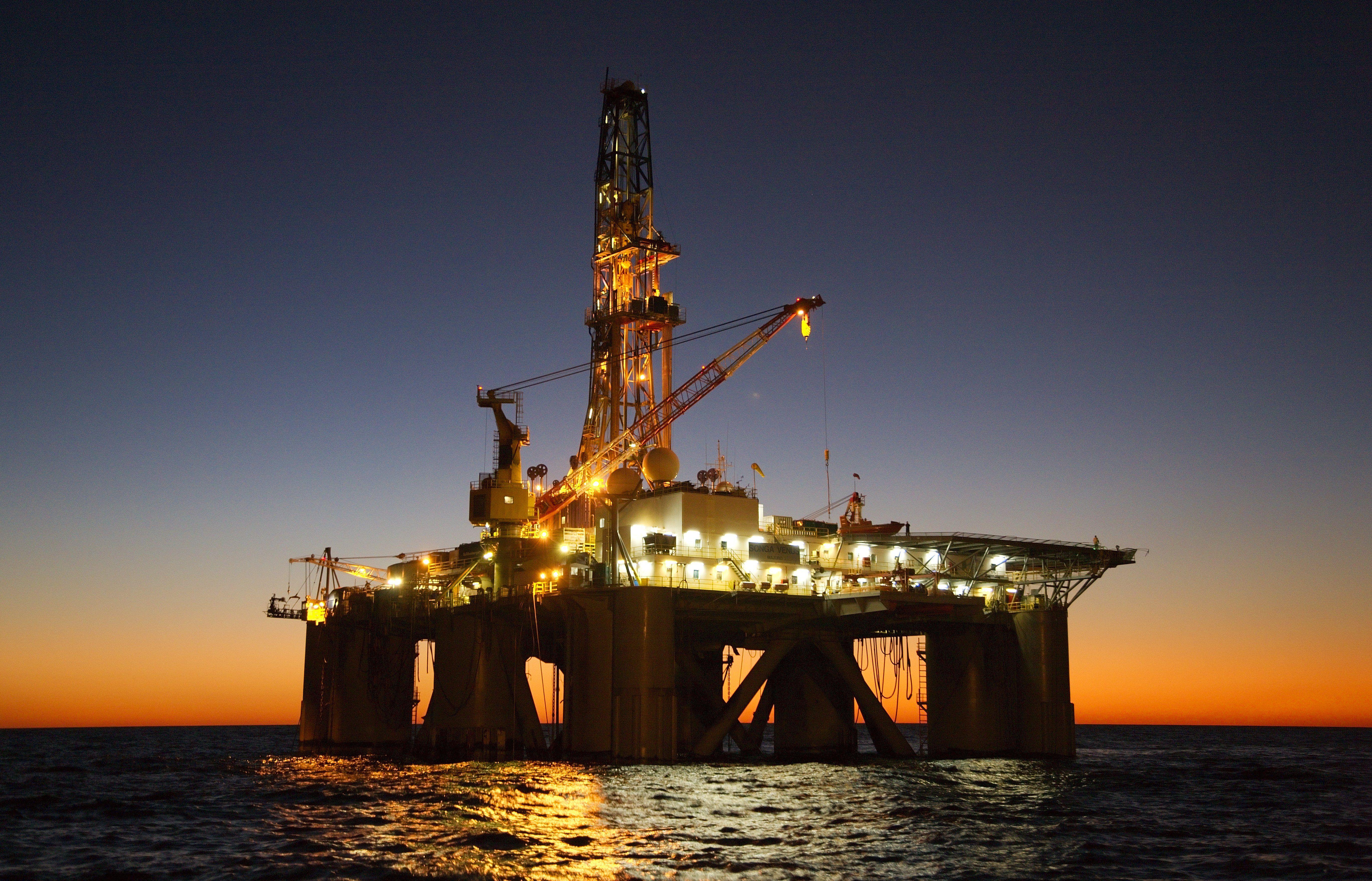 5478x3517 OIL GAS RIG platform ocean sea ship boat 1orig wallpaperx3517