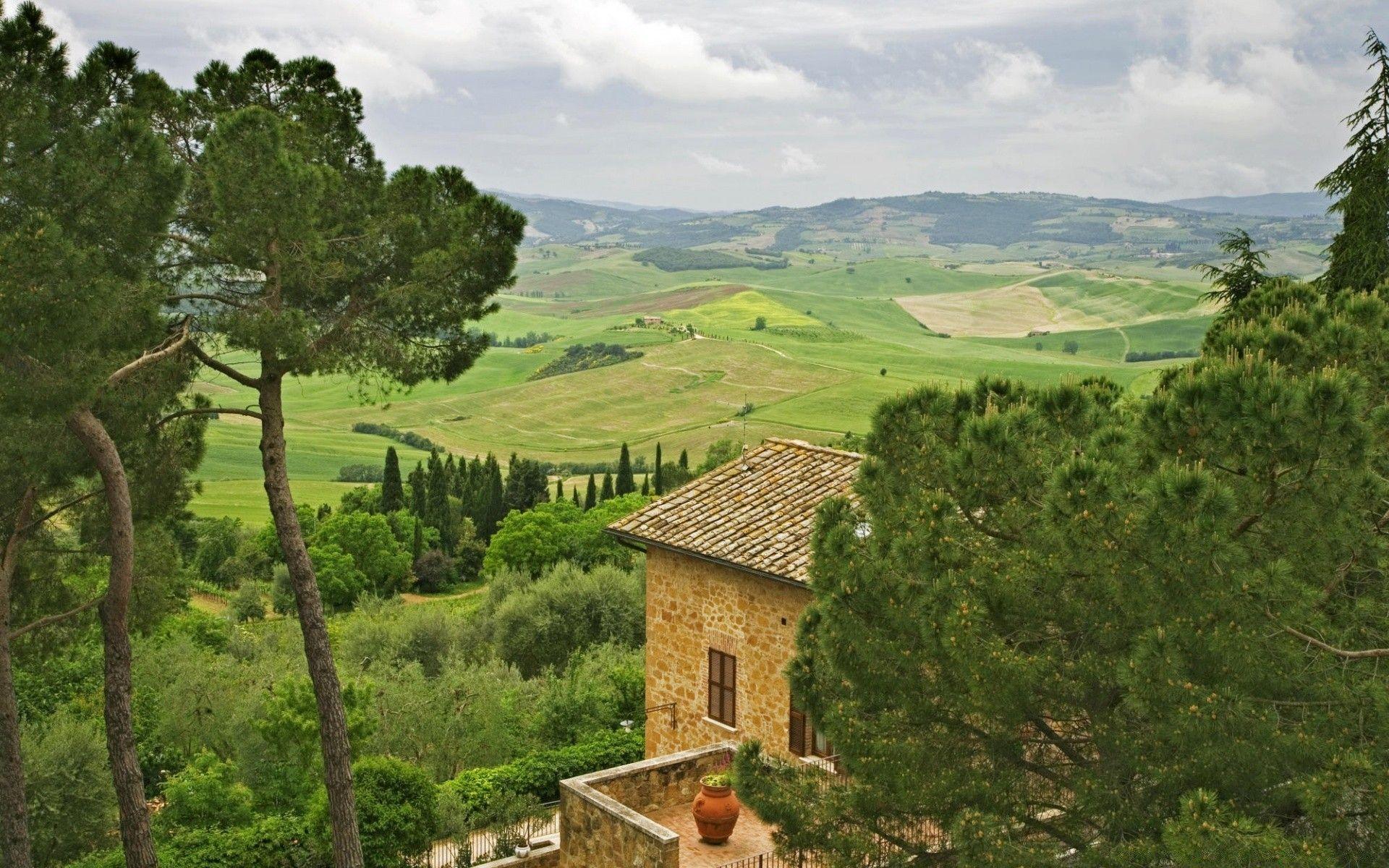 1920x1200 Beautiful View From The Town Of Pienza In Tuscany Italy