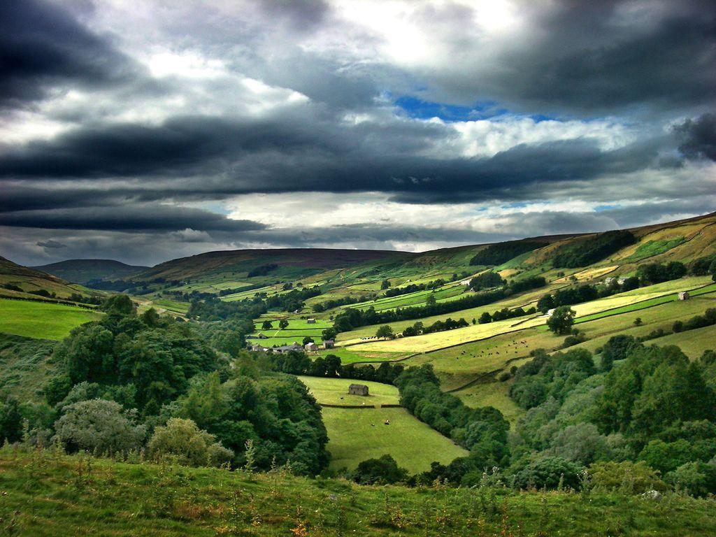 1024x768 English Countryside Wallpaper HD Wallpaper