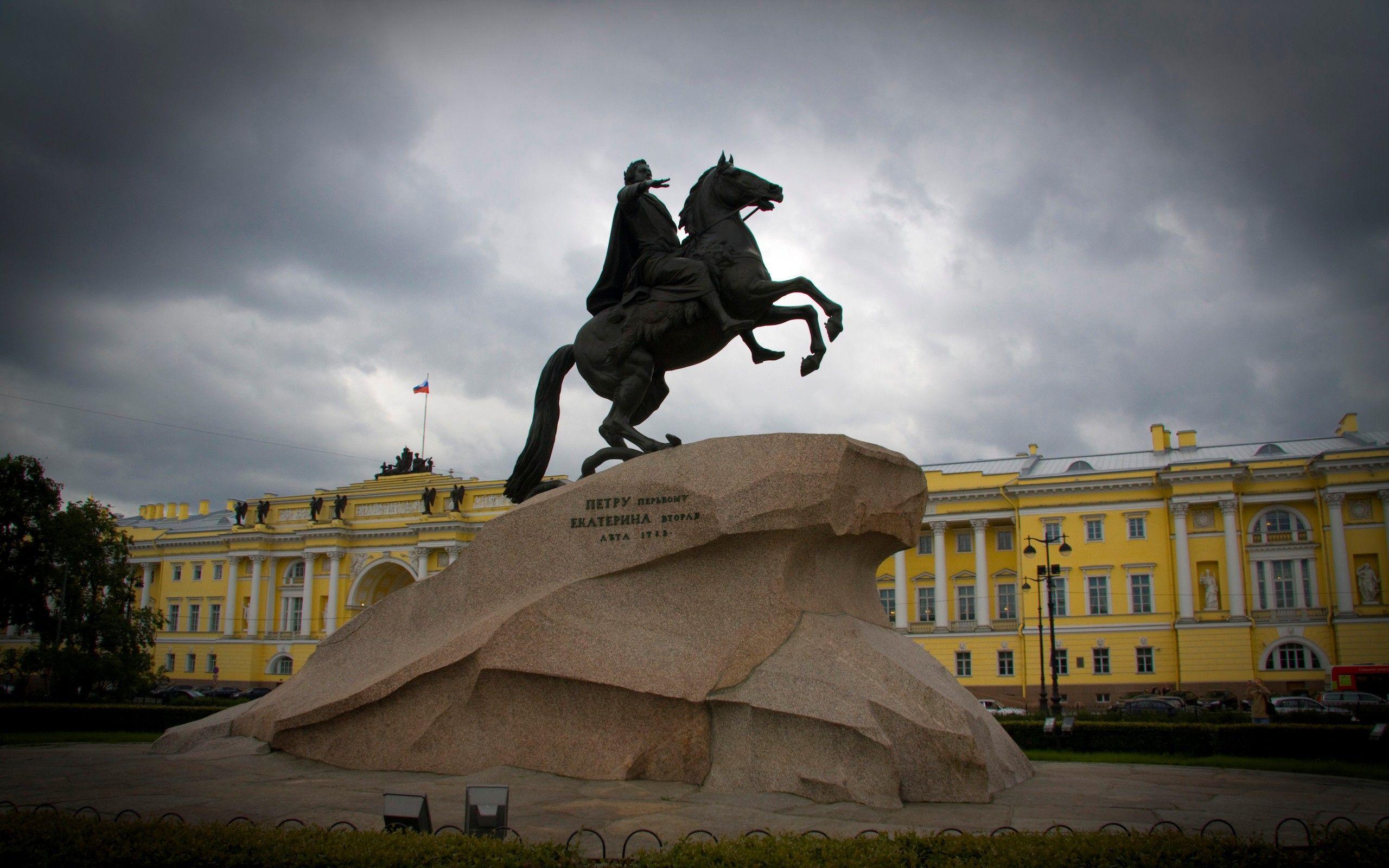 2560x1600 The Bronze Horseman St. Petersburg Desktop wallpaper 1400x1050