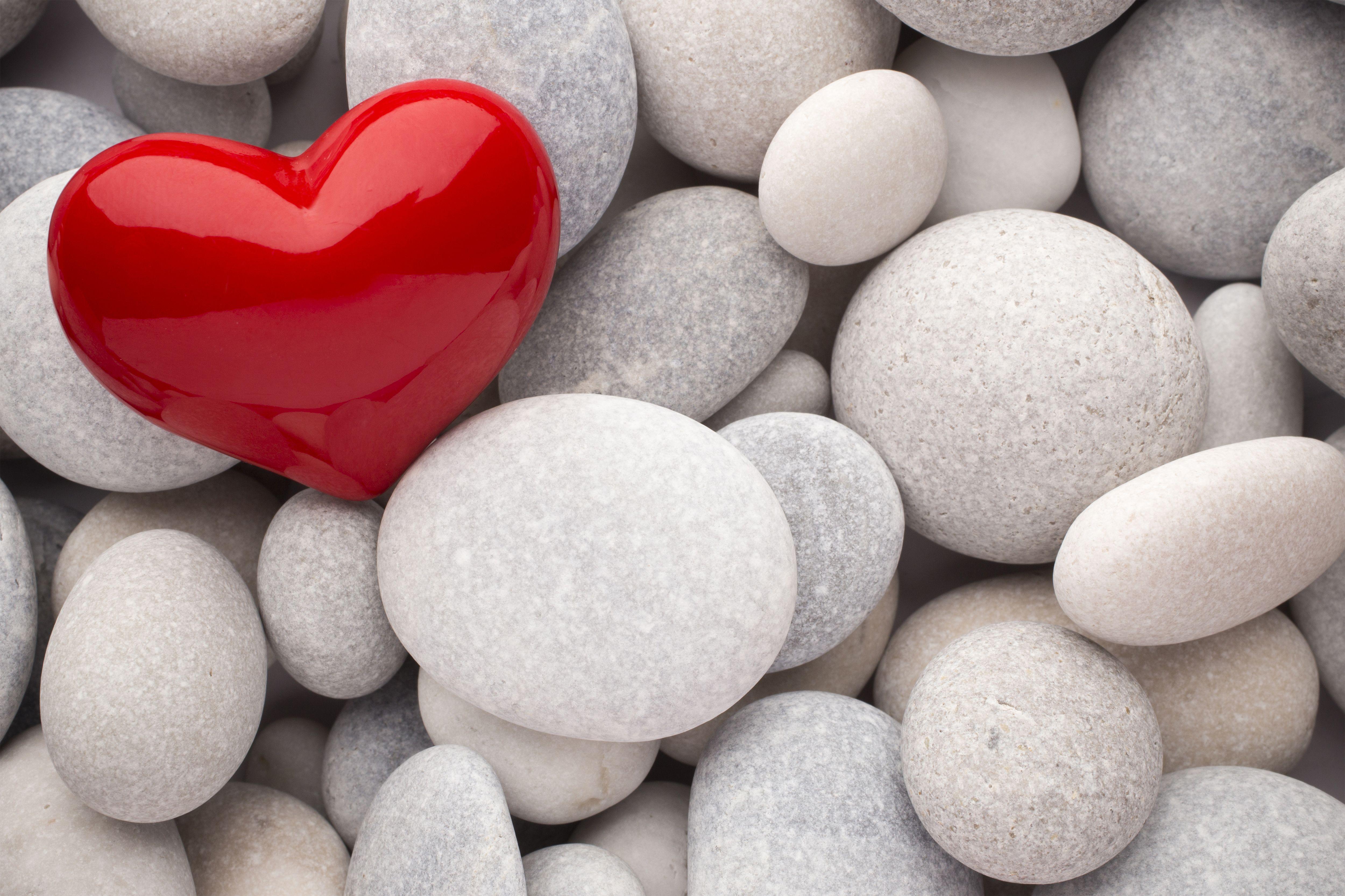 5000x3333 Red Heart And White Stones Background Quality Image And Transparent PNG Free Clipart